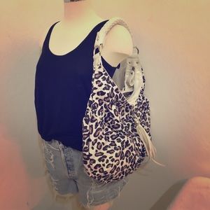 Large cute leopard purse! Faux leather!